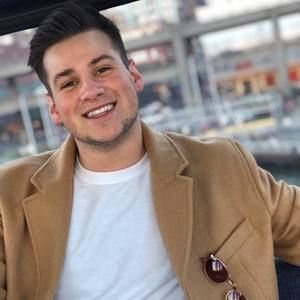 Meet your Posher, Grant